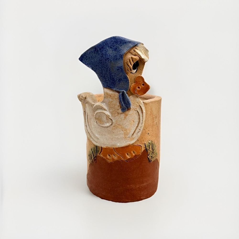 Vintage 1976 Hindt Pottery Chicken Utensil‎ Holder Signed Folk Art